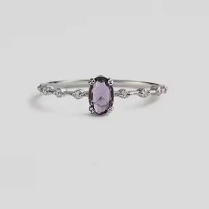 372. Oval cut natural amethyst ring 925 sterling silver